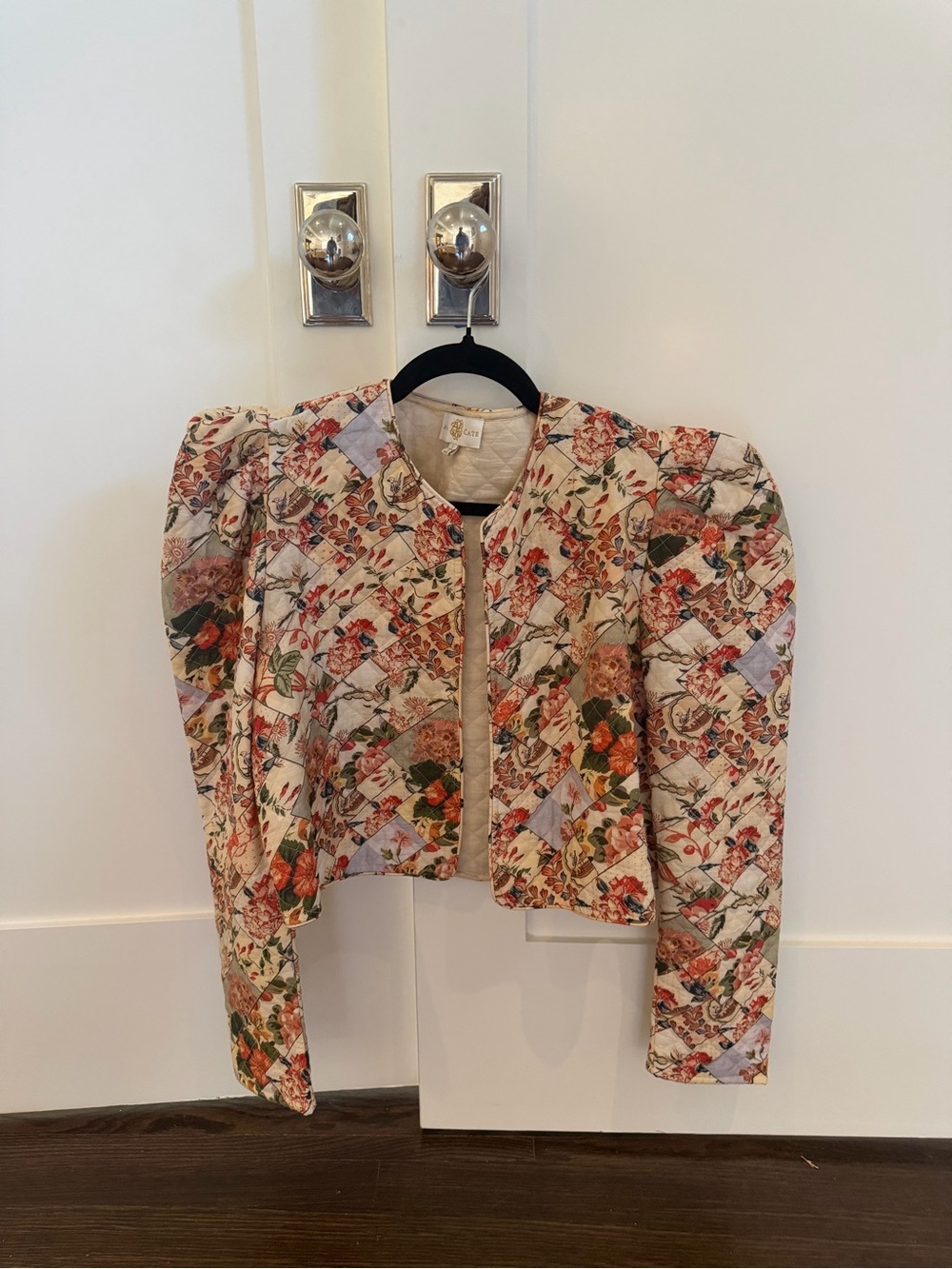 Anna Cate Floral Quilted Cropped Blazer - Cream Multicolor